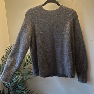 Old navy sweater